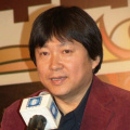 《流金岁月》刘诗诗学生装首曝光 陈道明怒骂倪妮 2020-09-22 9月22日，《流金岁月》首次公开片花，主演刘诗诗在片中的学生造型被曝光，她与倪妮饰演成长过程中都遇到情感缺失并相互支持共同面对困境的闺蜜，陈道明、袁泉、董子健、田雨等演技派演员的加盟令这部作品充满看 金巧巧儿子满月宴 女儿获尔冬升刘伟强轮番抱 2017-07-13 于冬、金巧巧夫妇7月10日晚上在香港香格里拉大酒店为儿子举办满月酒，女儿小西瓜，金巧巧父母亮相，一家人温馨幸福，金巧巧产后恢复神速，气色姣好身材苗条，当天露脸曝光的小儿子头发乌黑浓密十分可爱，而夫妻 2022年8月总票房37.